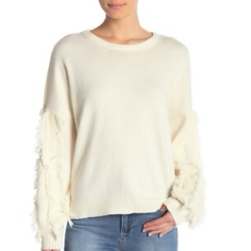 Vine‎ & Love Fringe Sleeve White Sweater